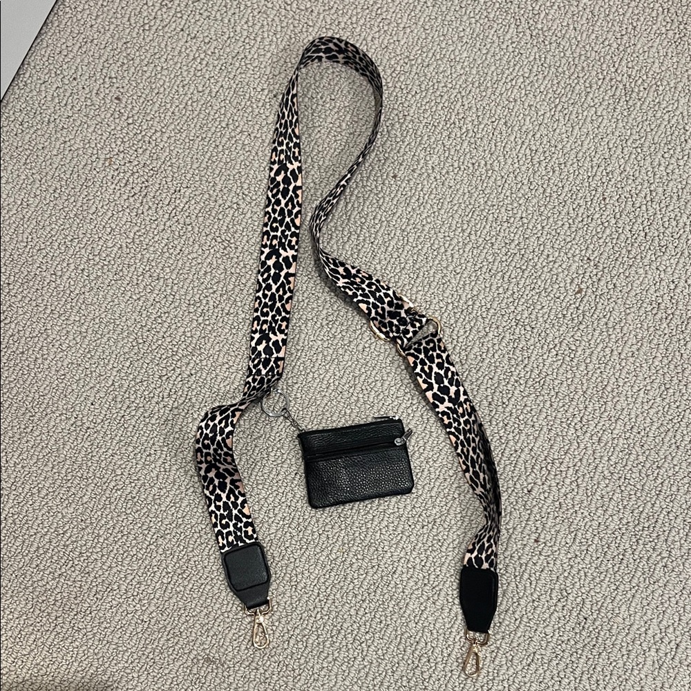Leopard Pattern Strap with Black Card Holder